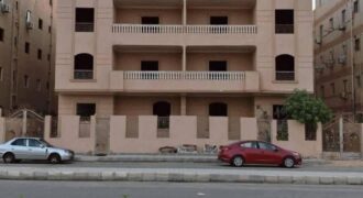 شقة للبيع 185م – المنطقة الثانية عمارات – مدينة الشروق