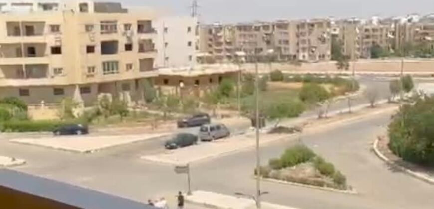 شقة للبيع 165م في المنطقة التاسعة عمارات في الشروق