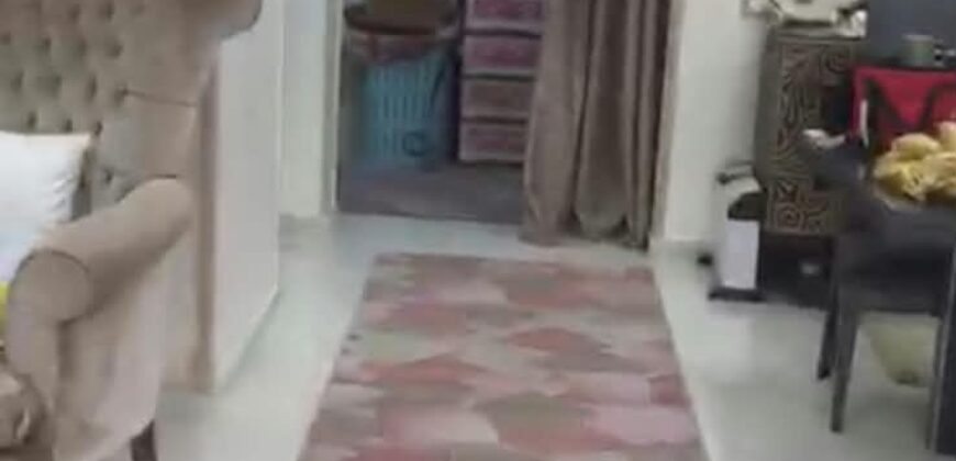 شقة للايجار 250م في المنطقة الاولى عمارات