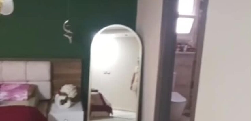 للبيع رووف 230م + 120م تشطيب سوبر لوكس في الحي الثالث غرب