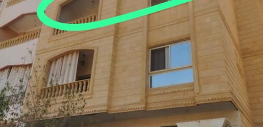 شقه في حي الجولف _ الترا سوبر لوكس